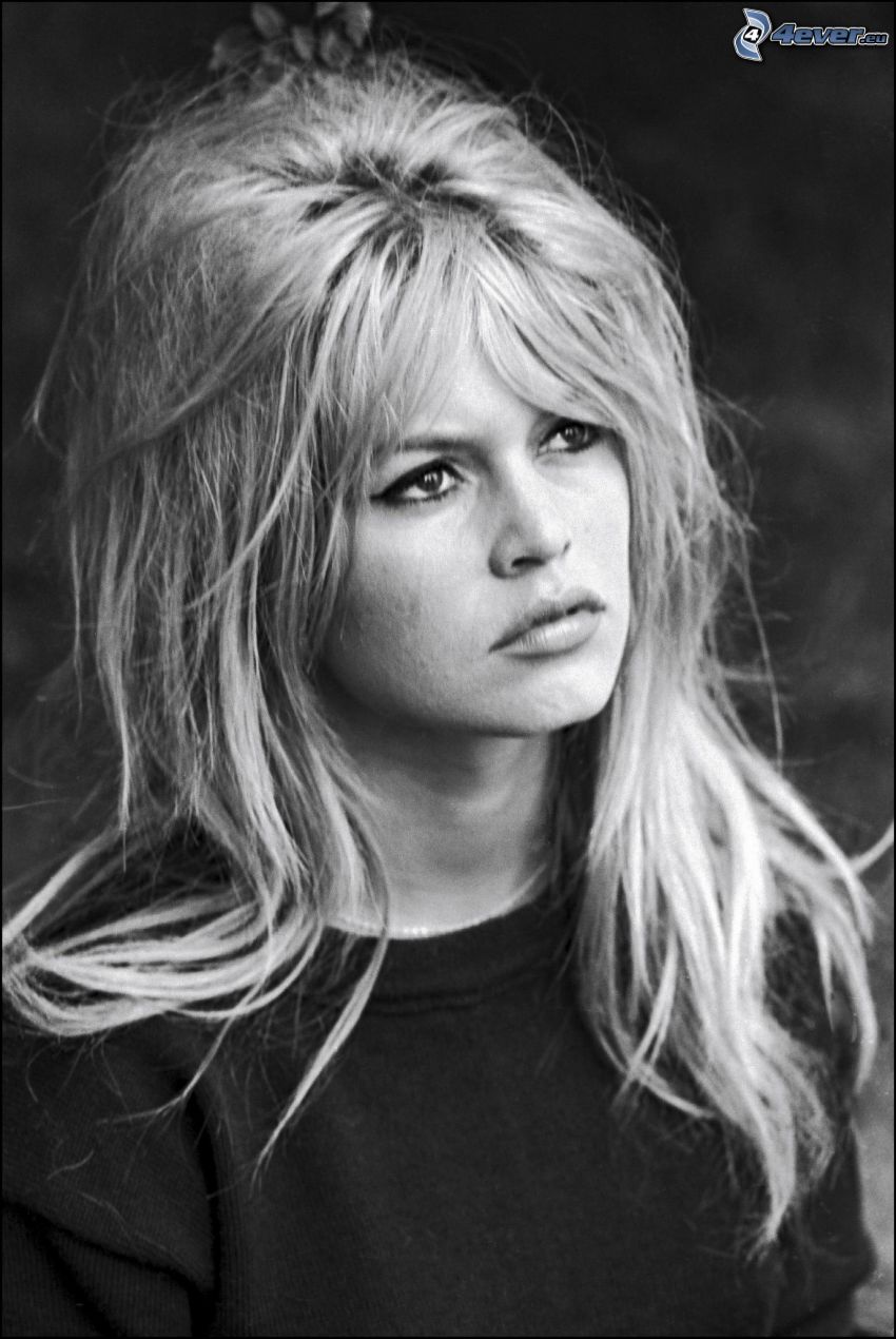 Brigitte Bardot, čiernobiela fotka