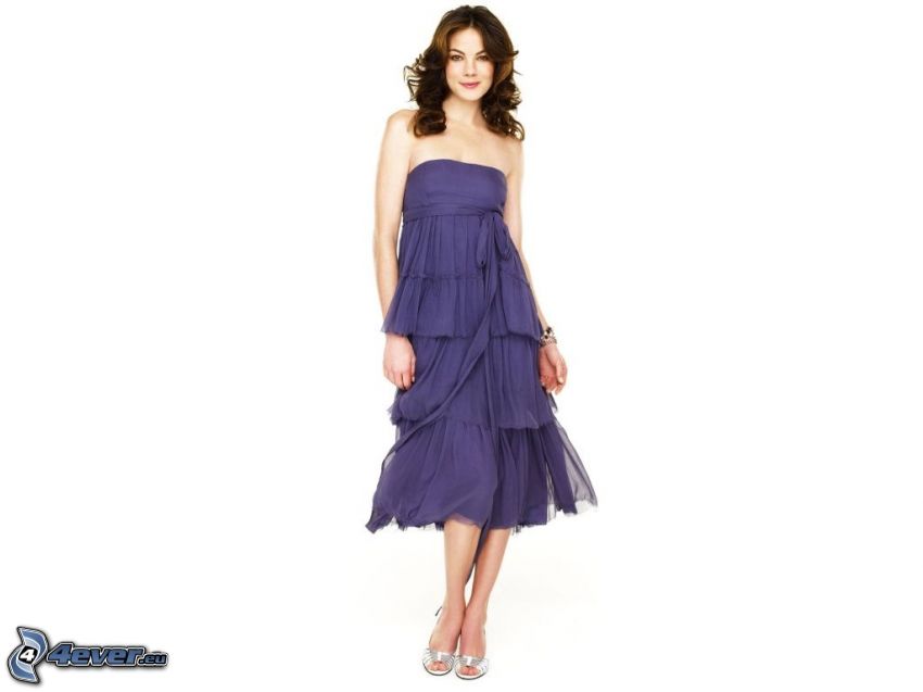 Michelle Monaghan, fialové šaty