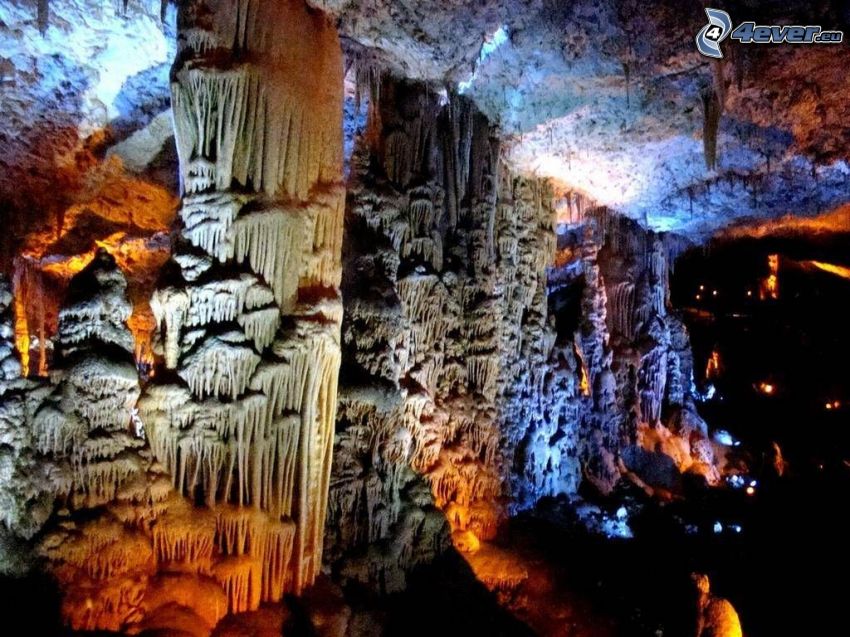 Avshalom, jaskyňa, stalaktity