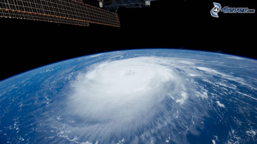 hurikán, Zem, pohľad z vesmíru, Medzinárodná Vesmírna Stanica ISS