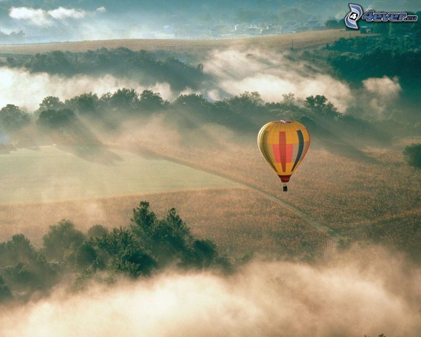 teplovzdušný balón, lúka, prízemná hmla