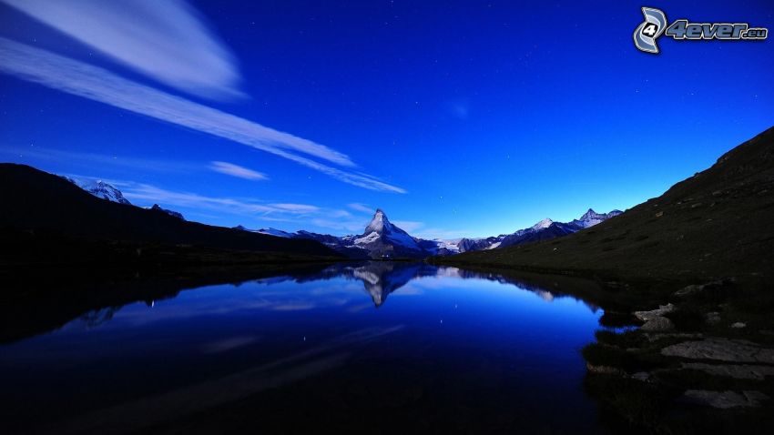 Matterhorn, jazero, večer, skalnatá hora