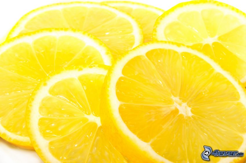 plátky citrónu