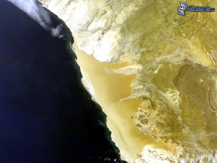 pobrežie, satelitný záber