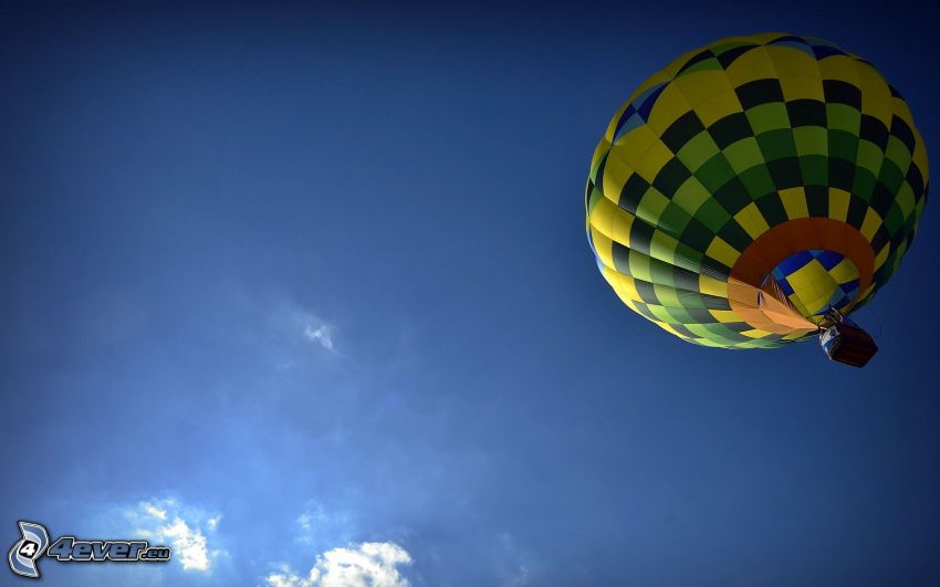 teplovzdušný balón, modrá obloha