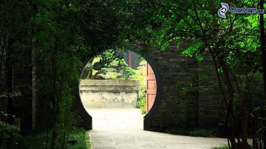 brána, záhrada