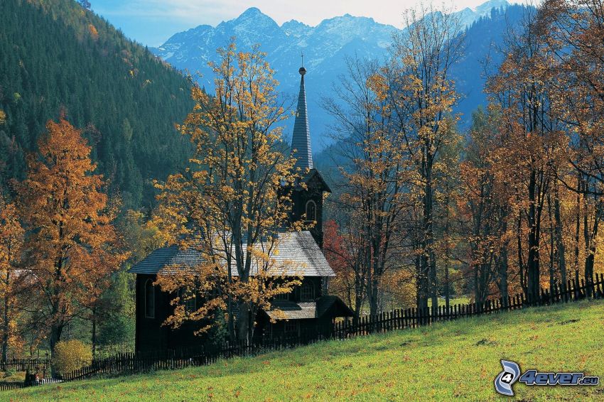 drevený kostol, Slovensko, farebné stromy, les, hory, jeseň