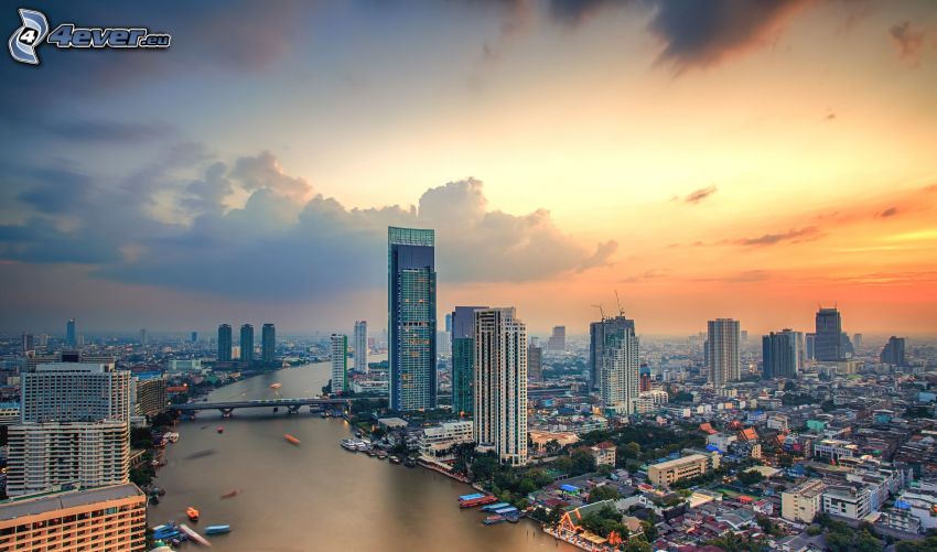 Bangkok, mrakodrapy, po západe slnka
