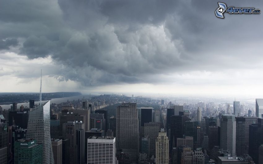 New York, oblaky, mrakodrapy