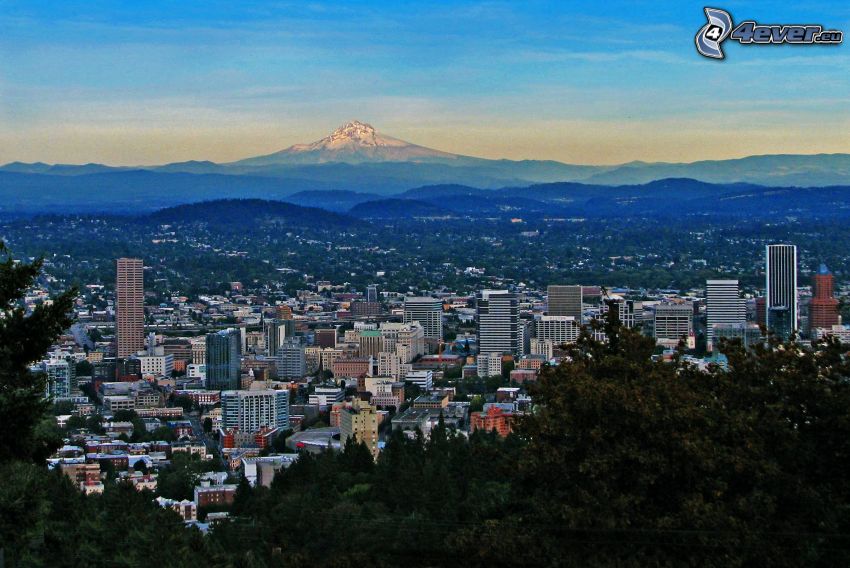 Portland, zasnežená hora