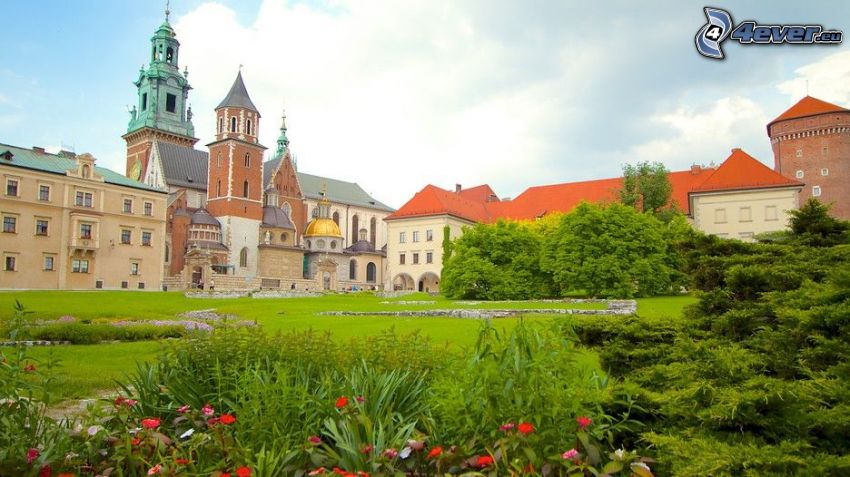 Wawelský hrad, Krakov, nádvorie