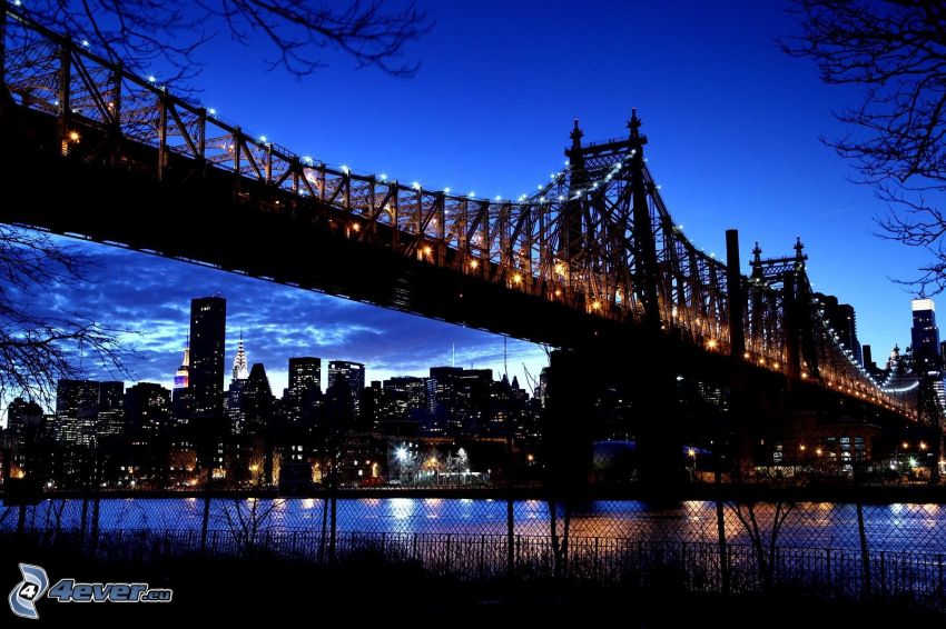 Queensboro bridge, osvetlený most, nočný New York