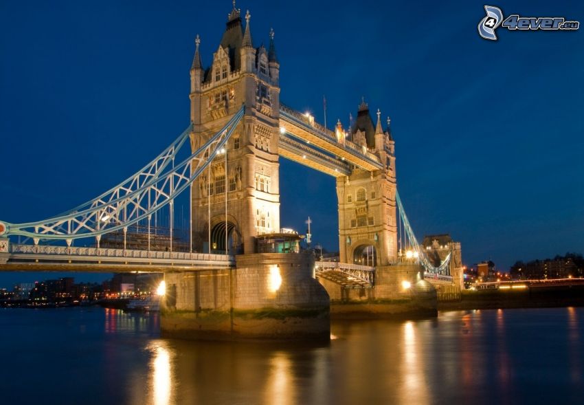 Tower Bridge, osvetlený most, noc