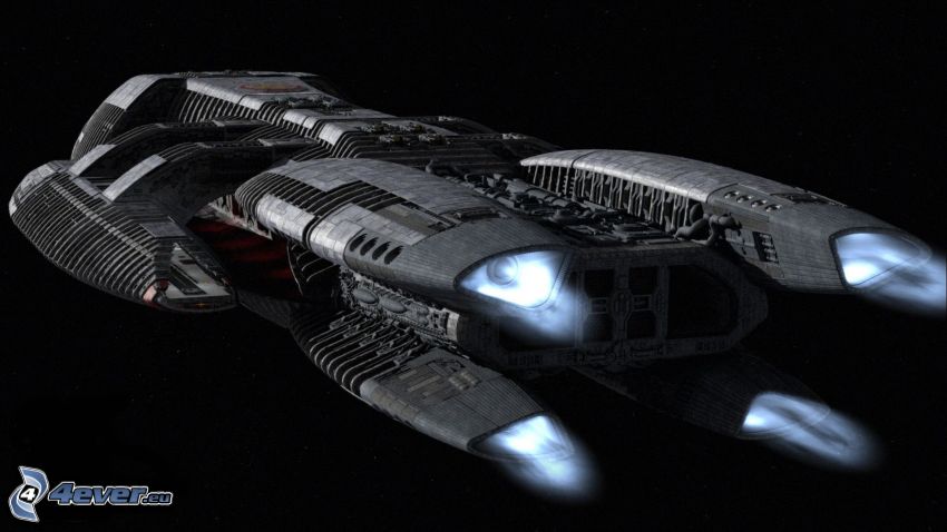 Battlestar Galactica, vesmírna loď