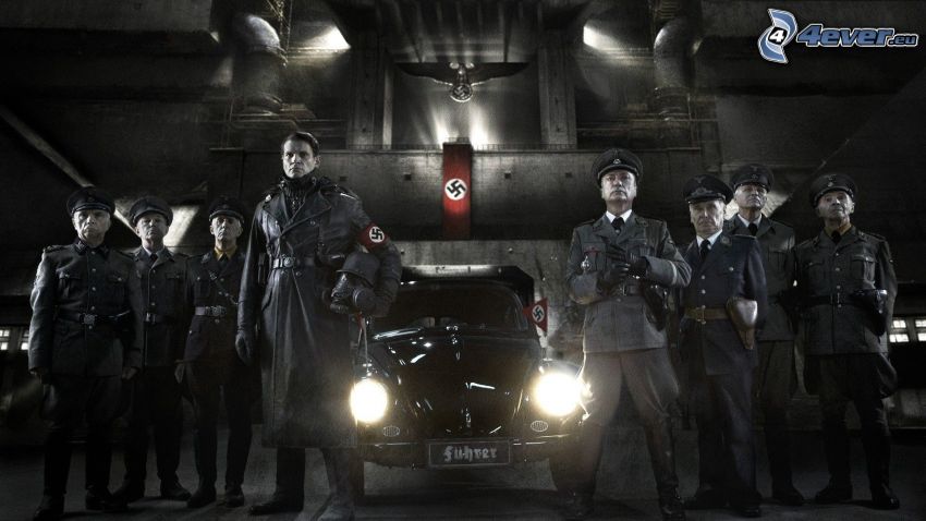 Iron Sky, nacisti, film