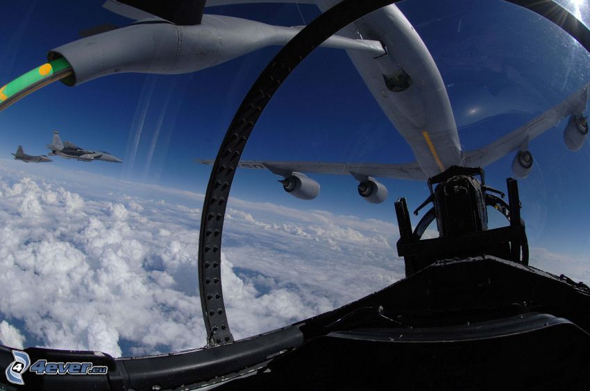 aerial refueling, Boeing KC-135 Stratotanker, cockpit