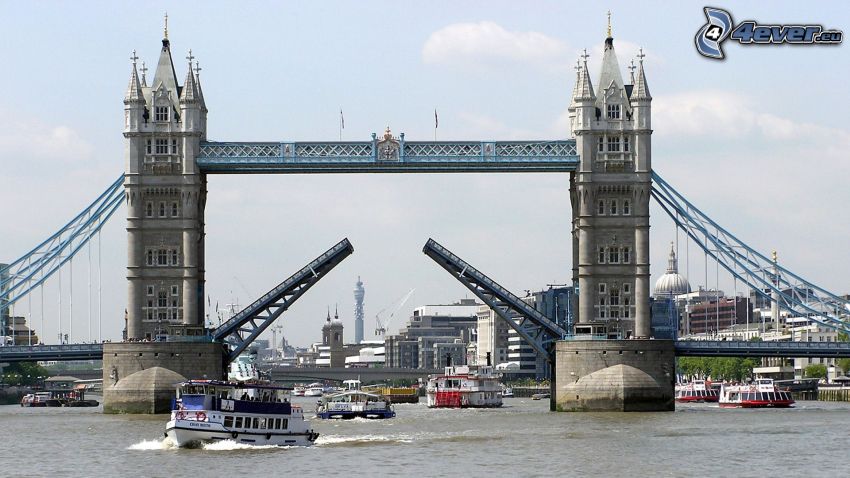Tower Bridge, Thames, ships