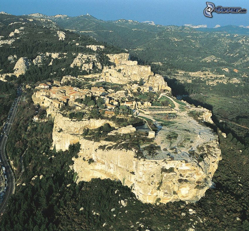 Les Baux de Provence, cliff