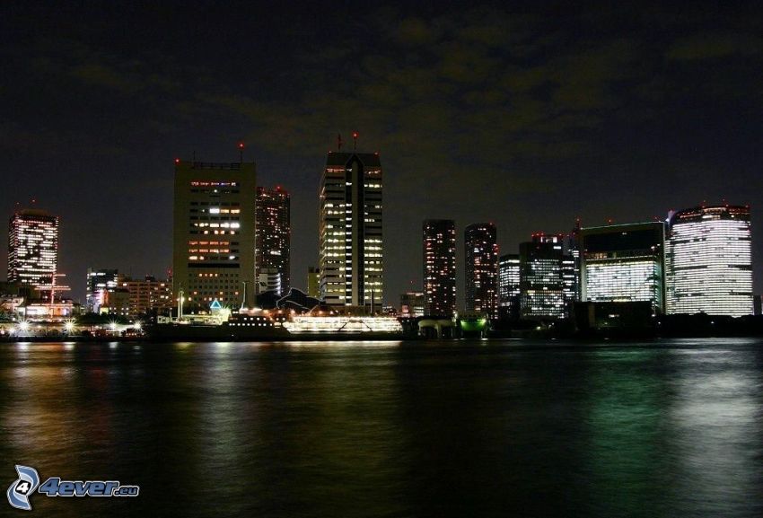 night city, River