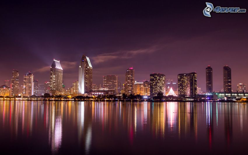San Diego, night city