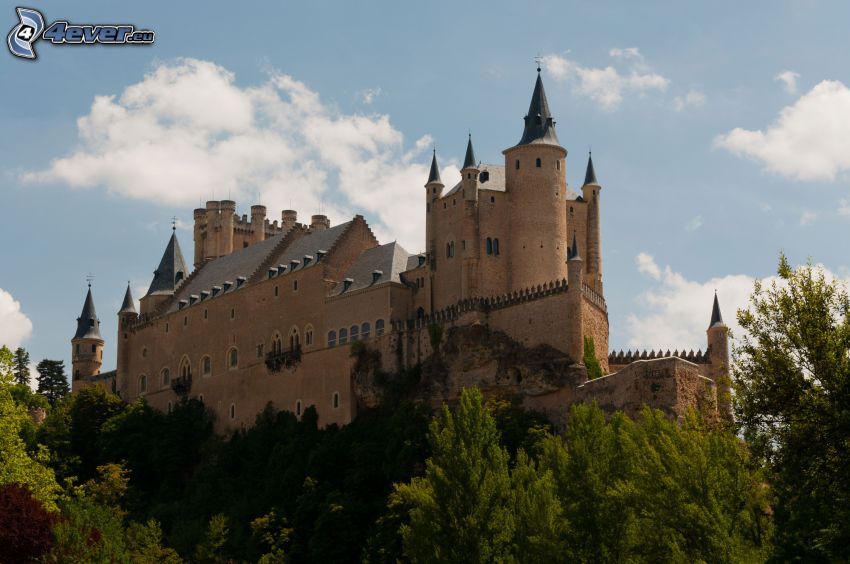 Alcázar of Segovia, trees