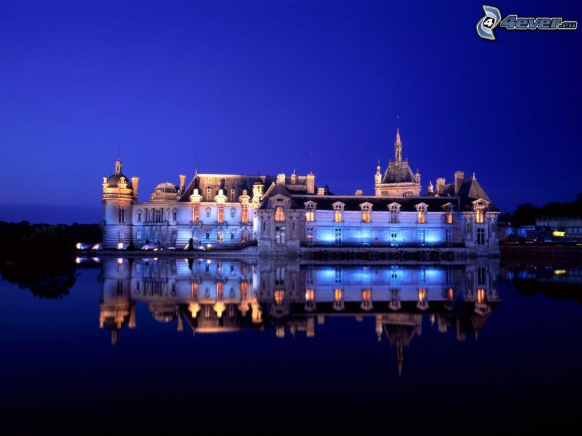 Château de Chantilly, castle, reflection
