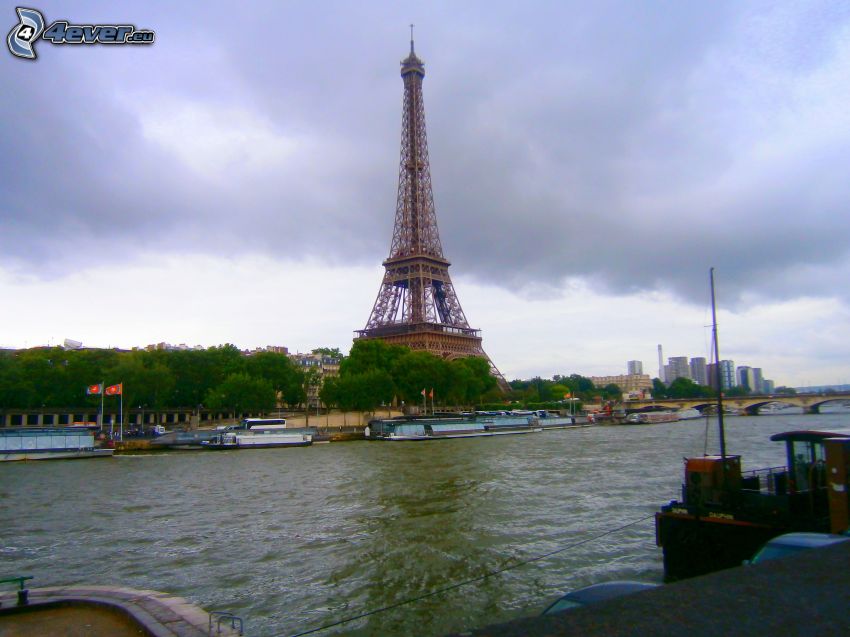Eiffel Tower, Seine, Paris, France, ships