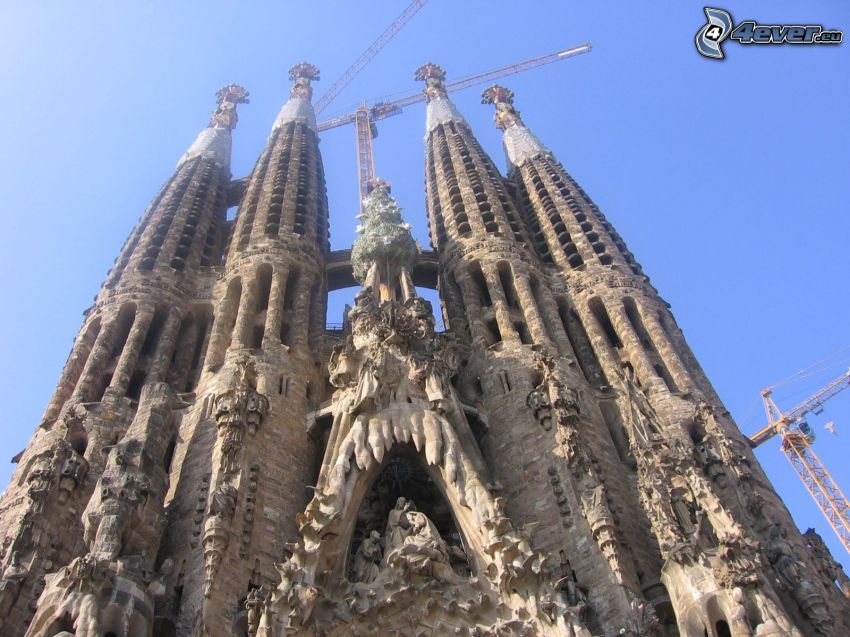 Sagrada Familia, crane