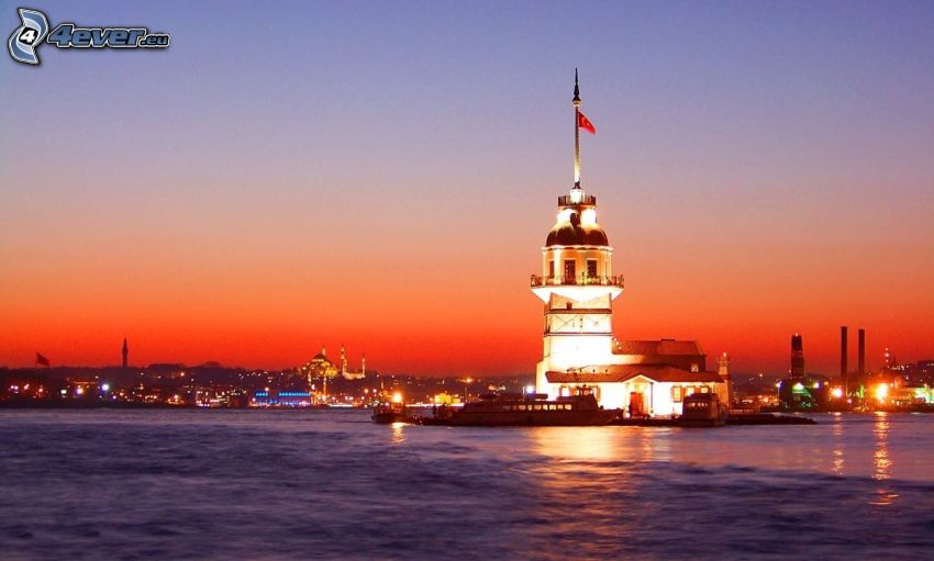 Kiz Kulesi, evening city, sea