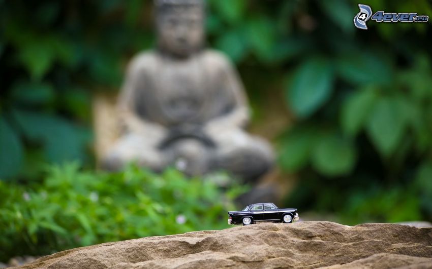 matchbox car, Buddha