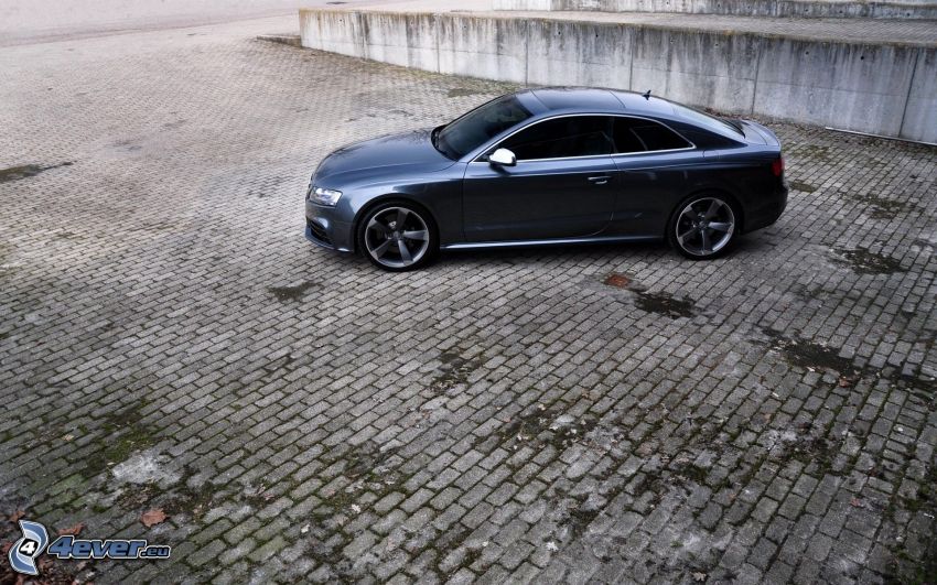 Audi A5, pavement