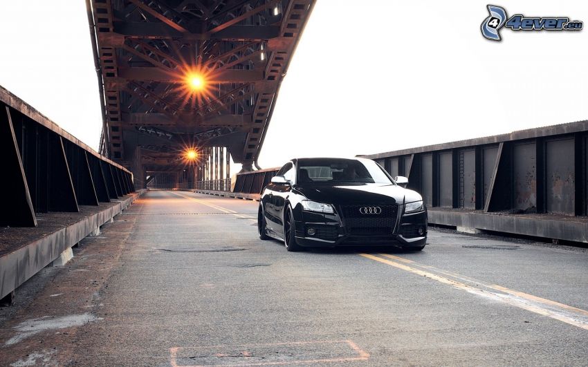 Audi S5, iron bridge, lights