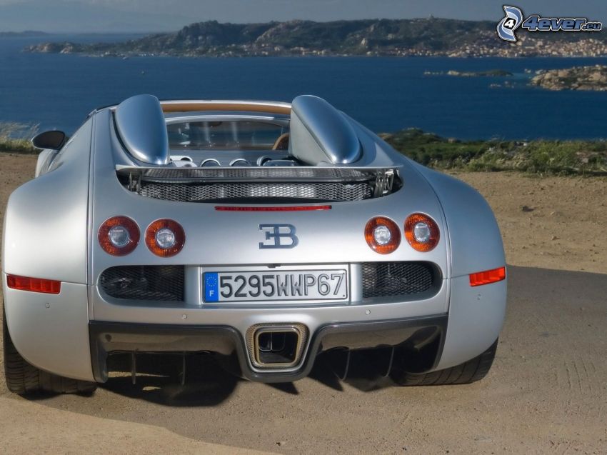 Bugatti Veyron, sea, coast