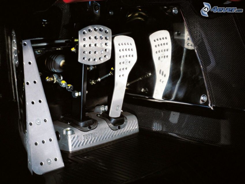Ferrari Enzo, pedals