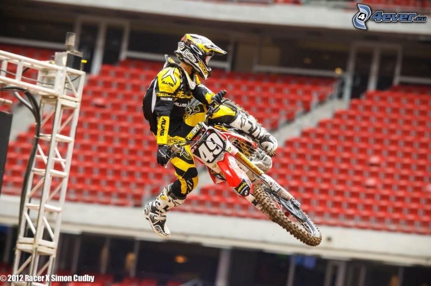 Justin Bogle, acrobatics, motocross, jump on motorcycle