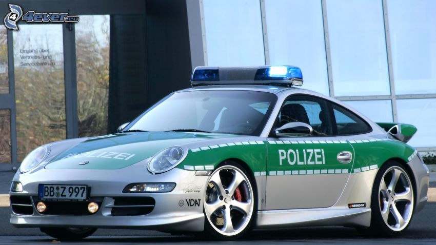 Porsche 911, police car