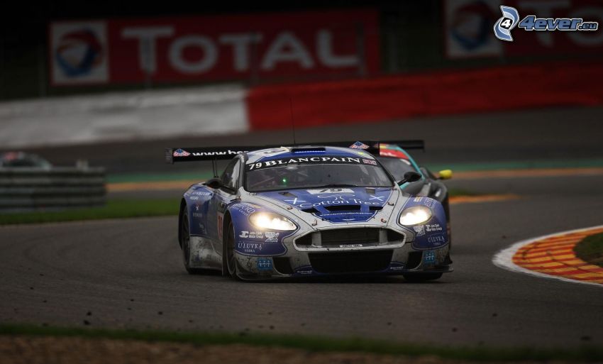 Aston Martin, racing car, racing circuit