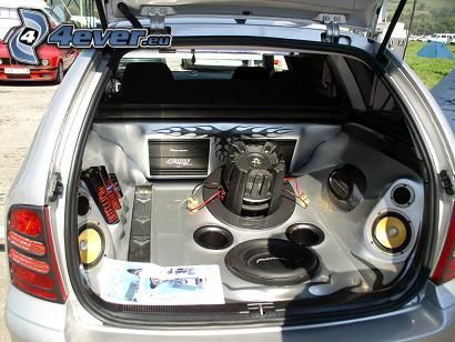 Škoda Fabia, tuning, music, speakers