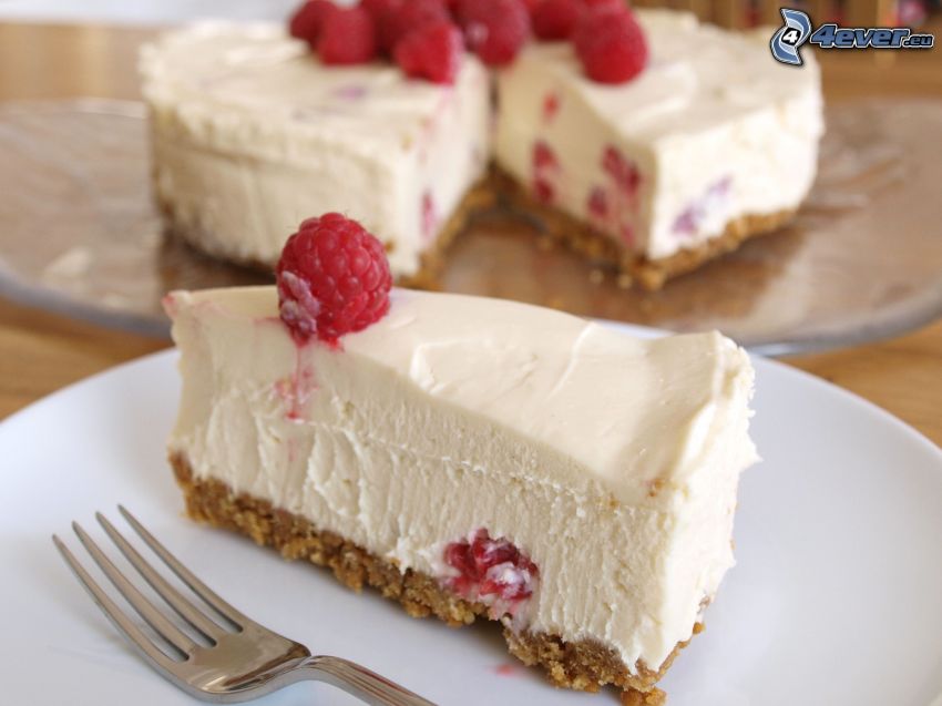 cheesecake, raspberries