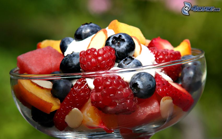 fruit cup, berries, raspberries, blueberries