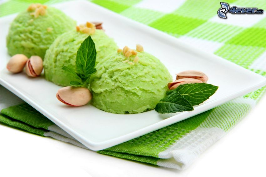 ice cream, pistachios