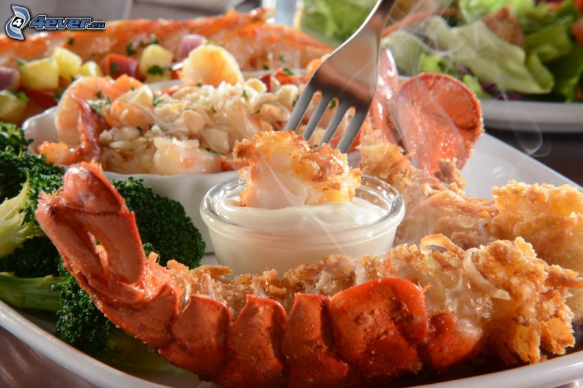lobster, sauce, broccoli, fork