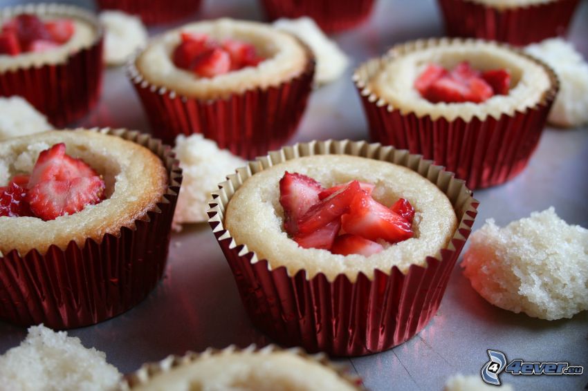 muffins, strawberries