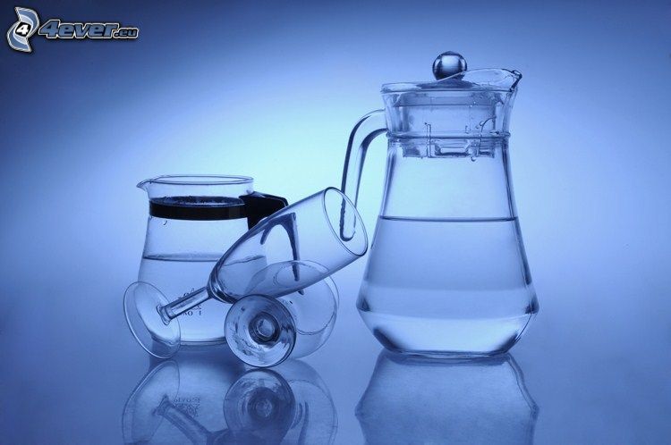 pitcher, glasses, teapot, water