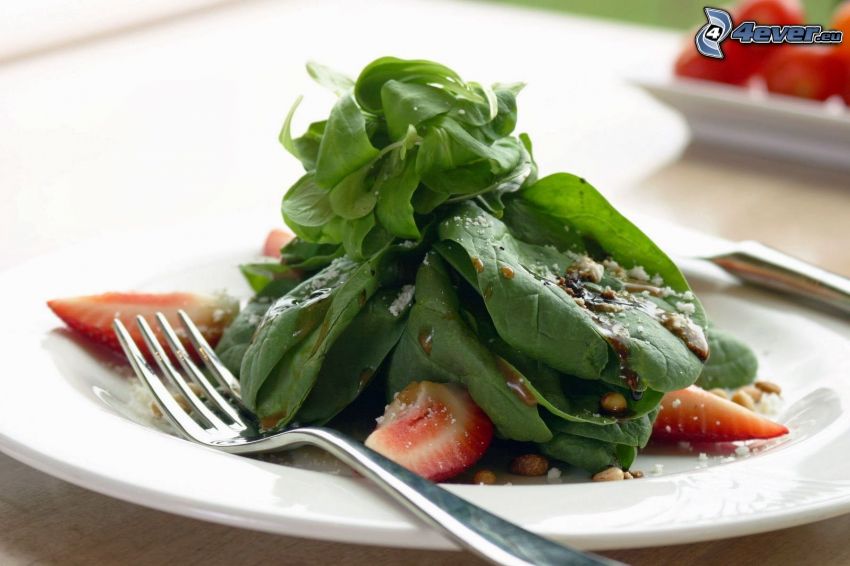 salad, spinach, strawberries