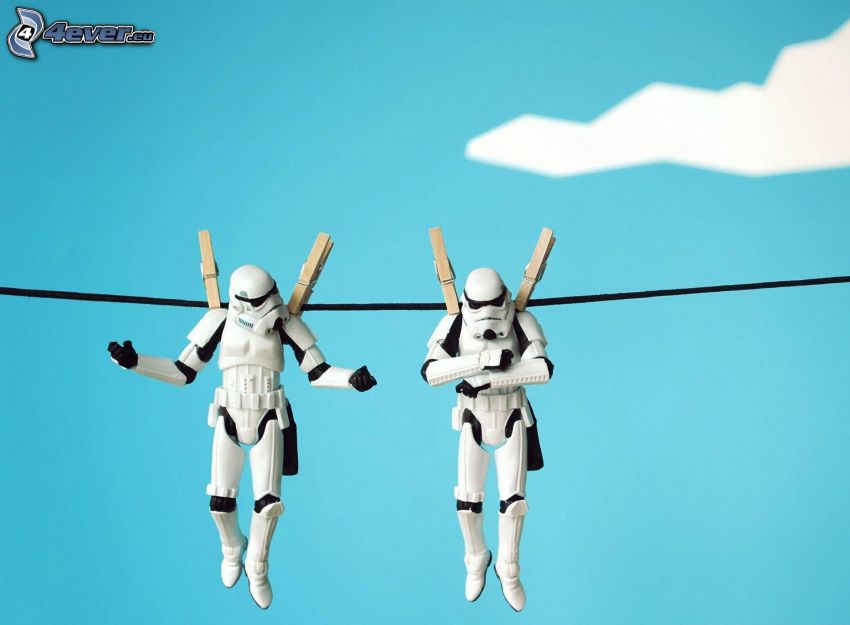 Star Wars, figures, pegs on the line