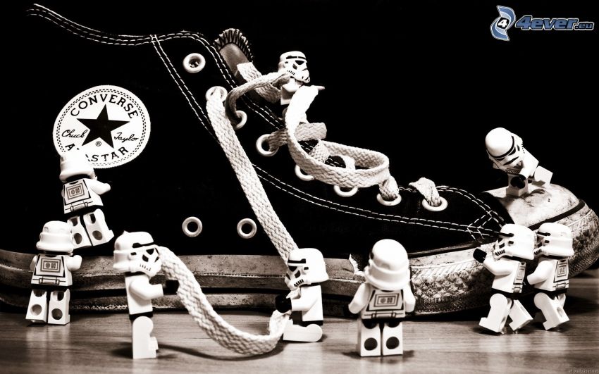 Stormtrooper, Converse, Lego