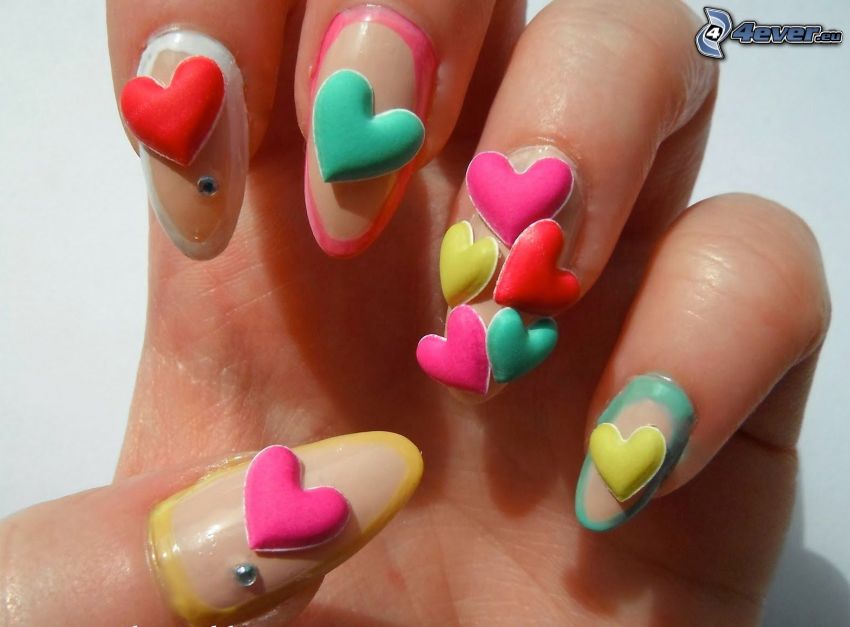 hearts, painted nails