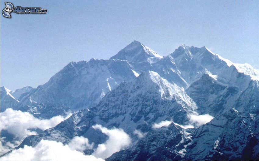 Mount Everest, snowy mountains