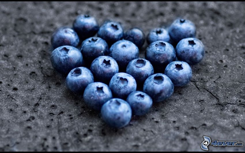 blueberries, heart